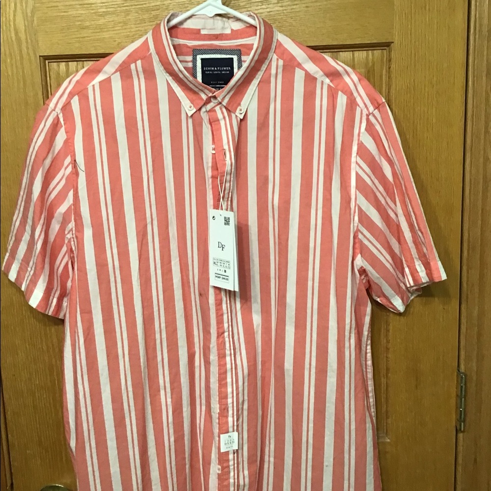 Denim’s & Flower Mens shirt  XL slim fit
